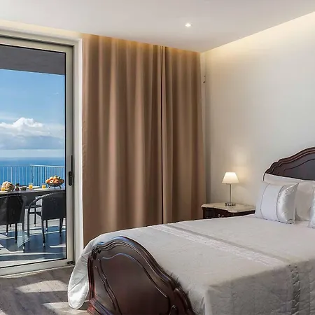 Cliffscape Villa Estreito Da Calheta
