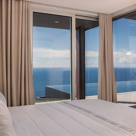 Villa Cliffscape